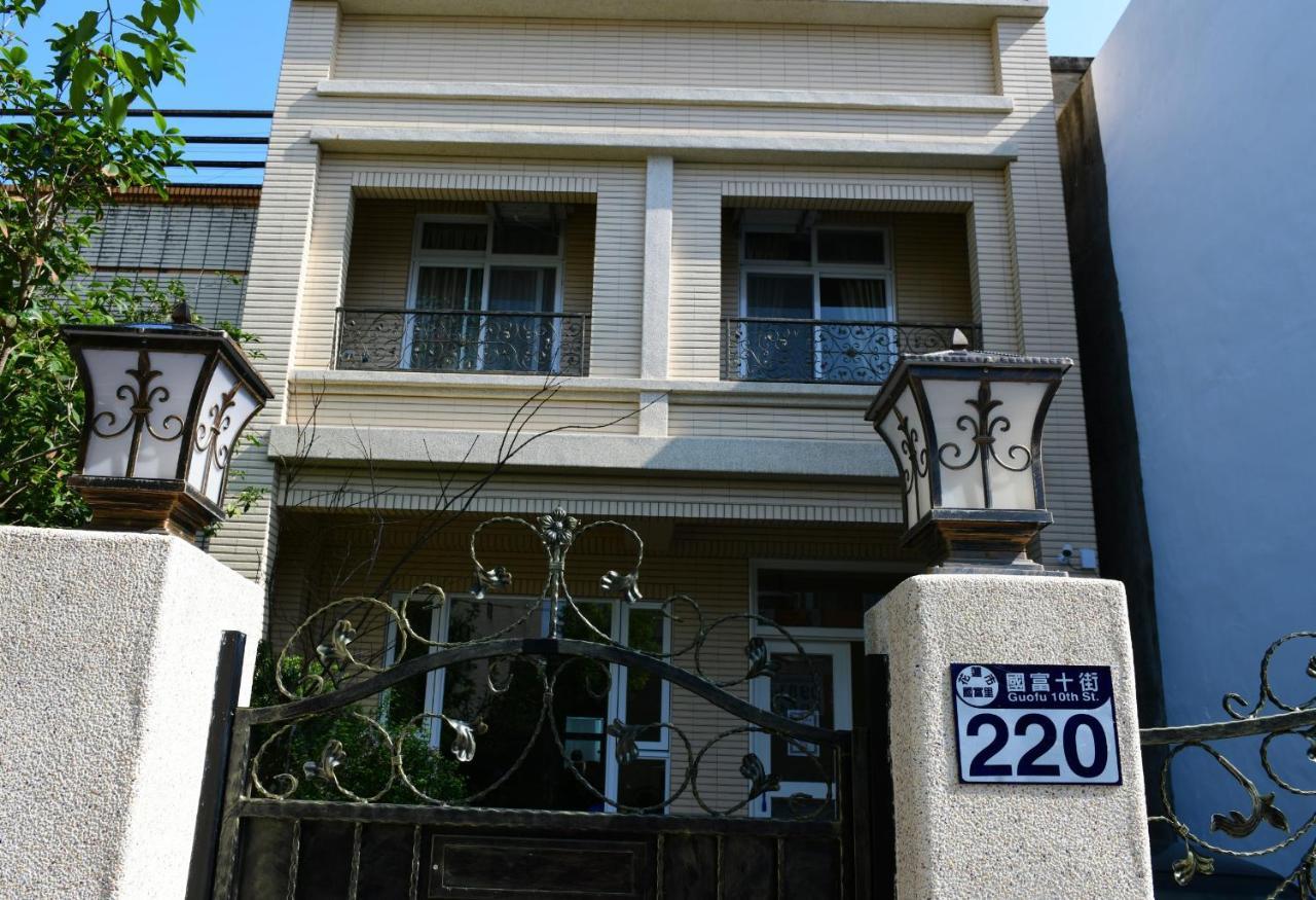 Light Time Homestay Hualien City Exterior photo